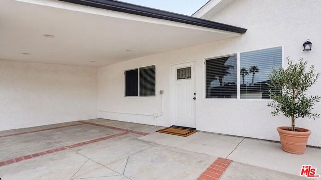 7640 Greg Avenue, Sun Valley, CA 91352