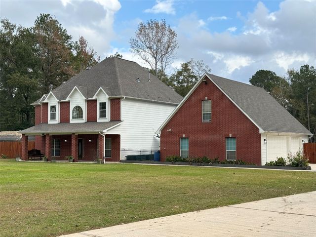 29602 Commons Forest Drive, Huffman, TX 77336