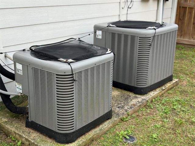 29602 Commons Forest Drive, Huffman, TX 77336