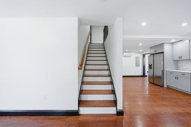 80 Brigham Ave, Dracut, MA 01826