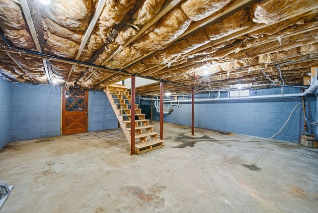 80 Brigham Ave, Dracut, MA 01826