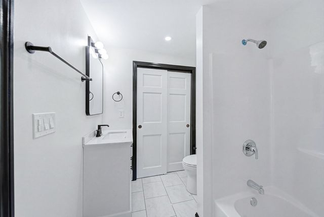 80 Brigham Ave, Dracut, MA 01826