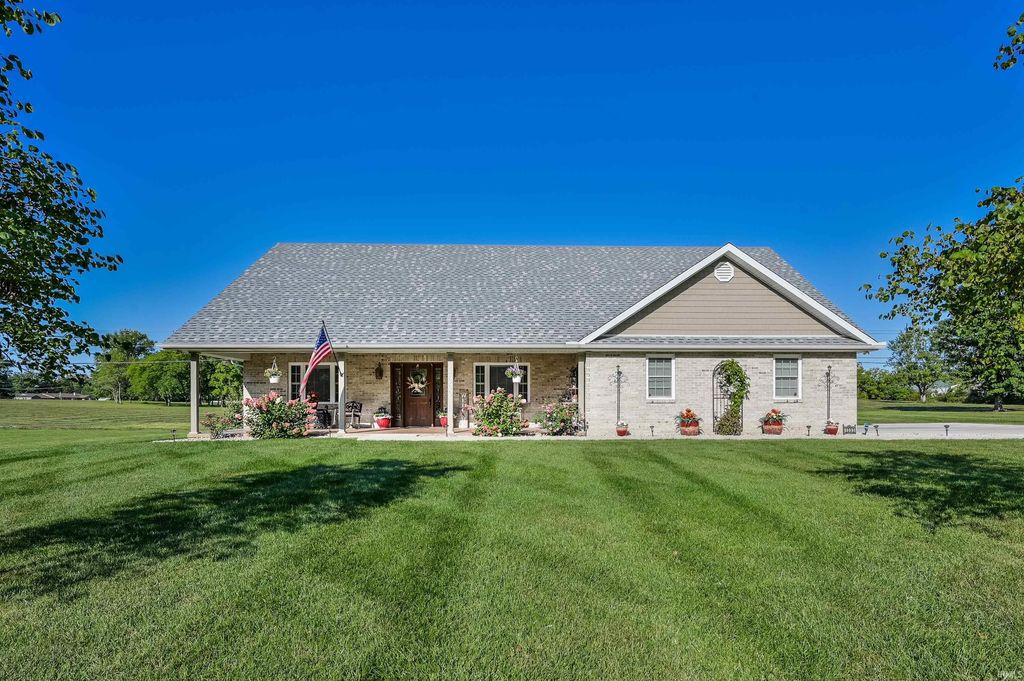 1333 N Mill Street, Hartford City, IN 47348