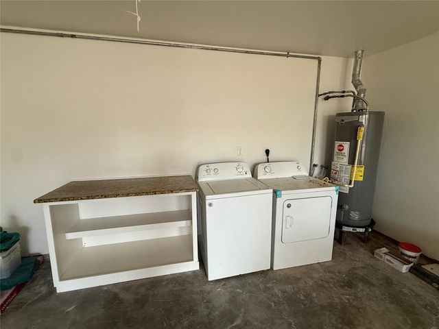 6210 Delany Road, Hitchcock, TX 77563