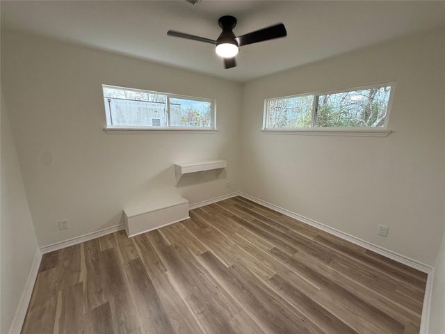 6210 Delany Road, Hitchcock, TX 77563