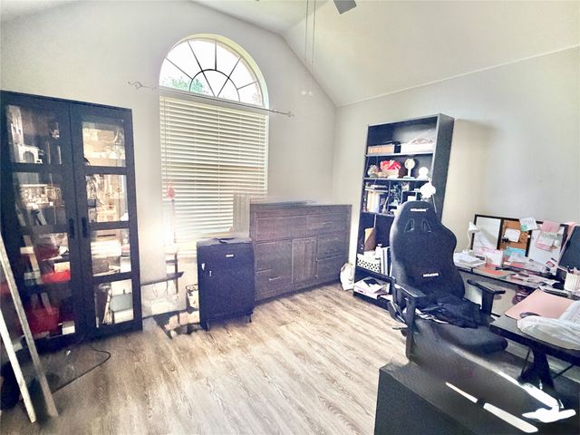 900 Ascension Drive, Hurst, TX 76053