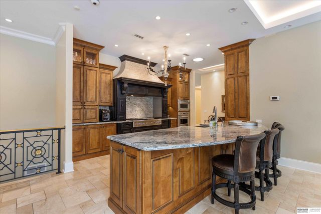 306 S 93rd Avenue, Omaha, NE 68114