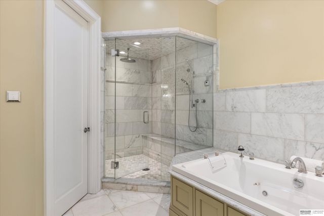 306 S 93rd Avenue, Omaha, NE 68114