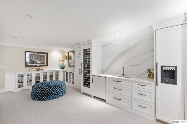 306 S 93rd Avenue, Omaha, NE 68114