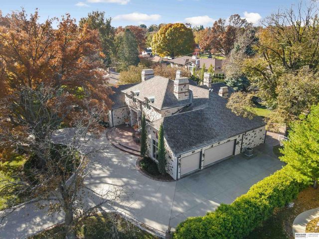 306 S 93rd Avenue, Omaha, NE 68114