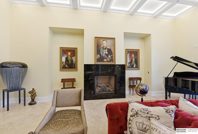306 S 93rd Avenue, Omaha, NE 68114