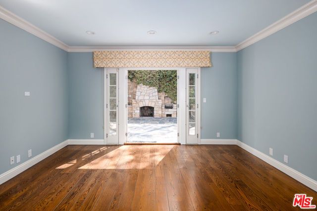 2624 N Commonwealth Avenue, Los Angeles, CA 90027