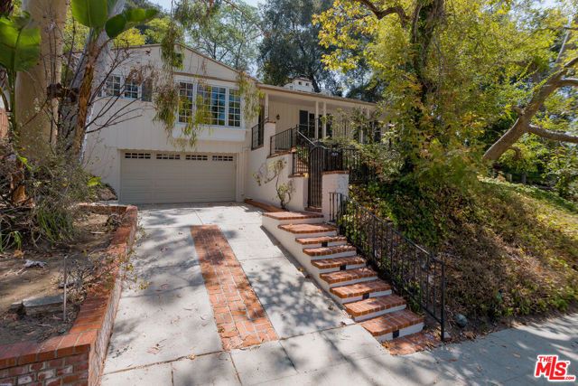 2624 N Commonwealth Avenue, Los Angeles, CA 90027