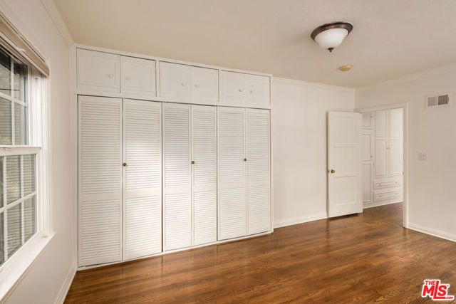 2624 N Commonwealth Avenue, Los Angeles, CA 90027