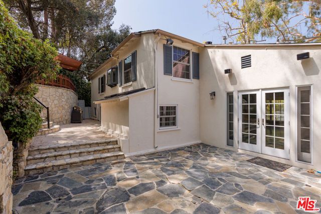 2624 N Commonwealth Avenue, Los Angeles, CA 90027