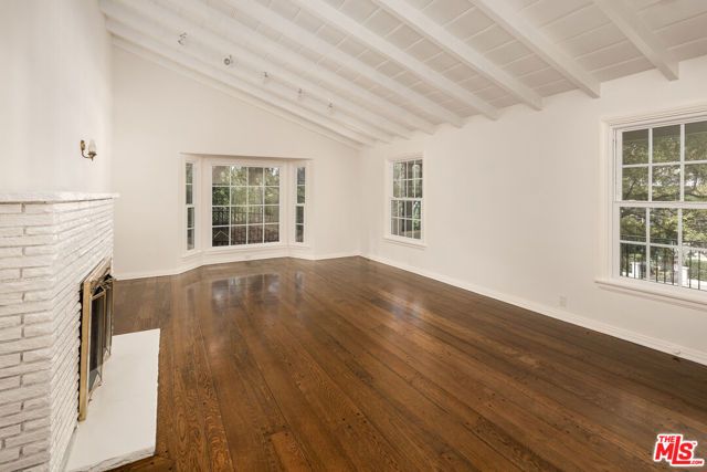 2624 N Commonwealth Avenue, Los Angeles, CA 90027