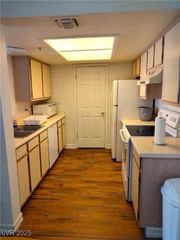 3550 Bay Sands Drive 2016, Laughlin, NV 89029