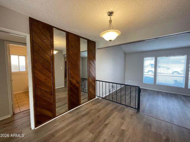 4507 W GARDENIA Avenue, Glendale, AZ 85301