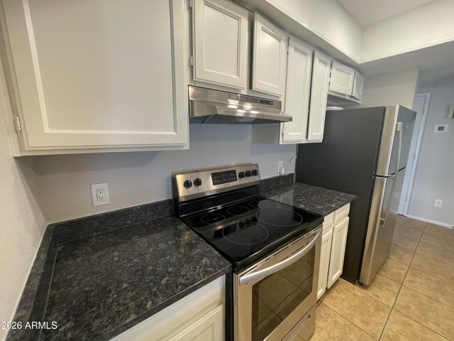 4507 W GARDENIA Avenue, Glendale, AZ 85301