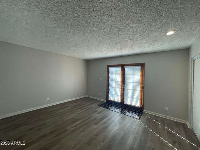 4507 W GARDENIA Avenue, Glendale, AZ 85301