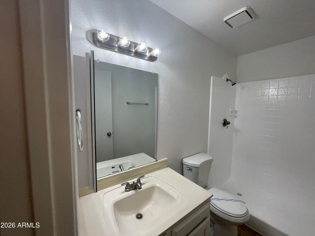 4507 W GARDENIA Avenue, Glendale, AZ 85301