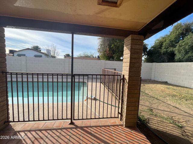 4507 W GARDENIA Avenue, Glendale, AZ 85301