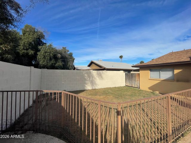 4507 W GARDENIA Avenue, Glendale, AZ 85301