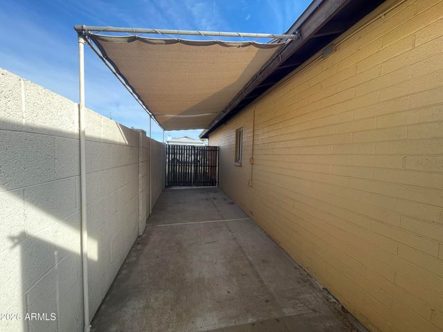 4507 W GARDENIA Avenue, Glendale, AZ 85301