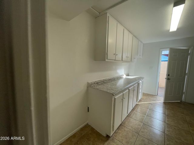 4507 W GARDENIA Avenue, Glendale, AZ 85301