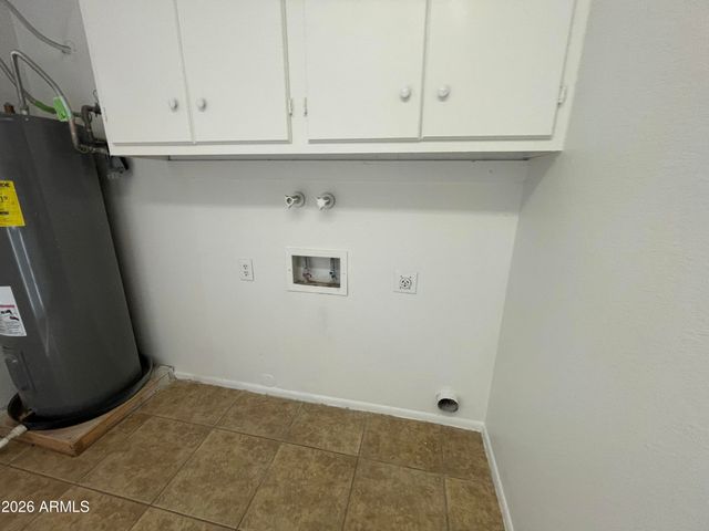 4507 W GARDENIA Avenue, Glendale, AZ 85301