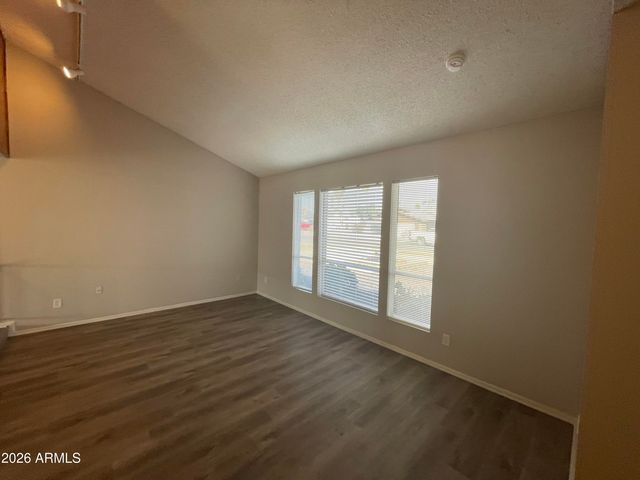 4507 W GARDENIA Avenue, Glendale, AZ 85301