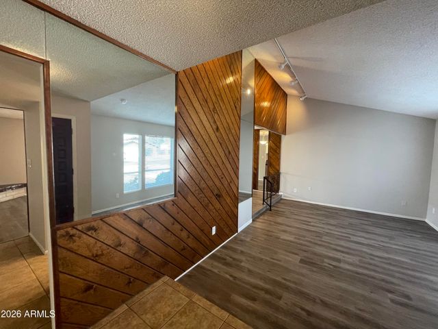 4507 W GARDENIA Avenue, Glendale, AZ 85301