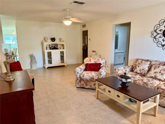 8969 SW 95TH STREET B, Ocala, FL 34481