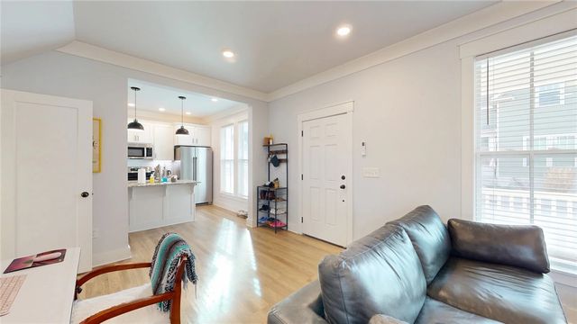 1044 S Beebalm Avenue, Fayetteville, AR 72701