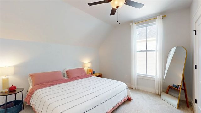 1044 S Beebalm Avenue, Fayetteville, AR 72701
