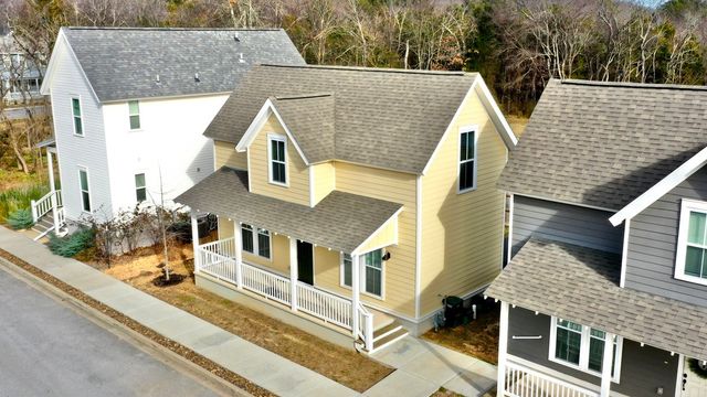 1044 S Beebalm Avenue, Fayetteville, AR 72701