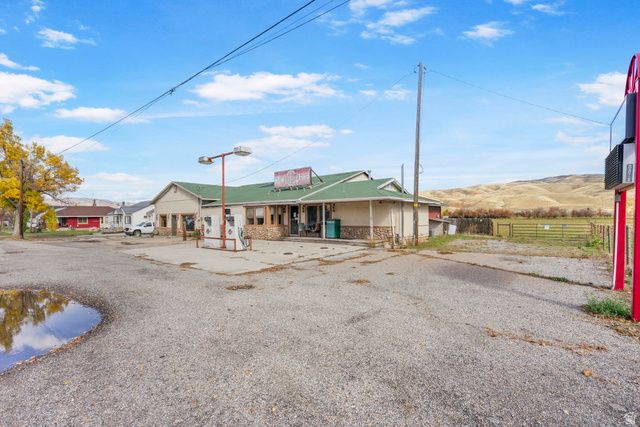 510 N MAIN ST, Henefer, UT 84033