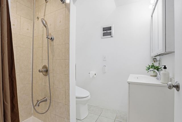23 Houghton St., Lowell, MA 01851