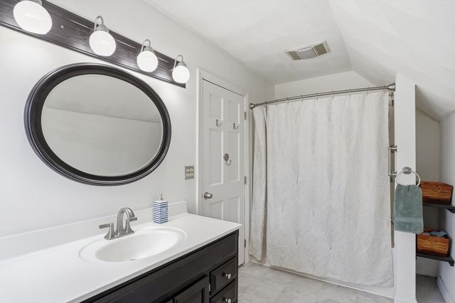 23 Houghton St., Lowell, MA 01851