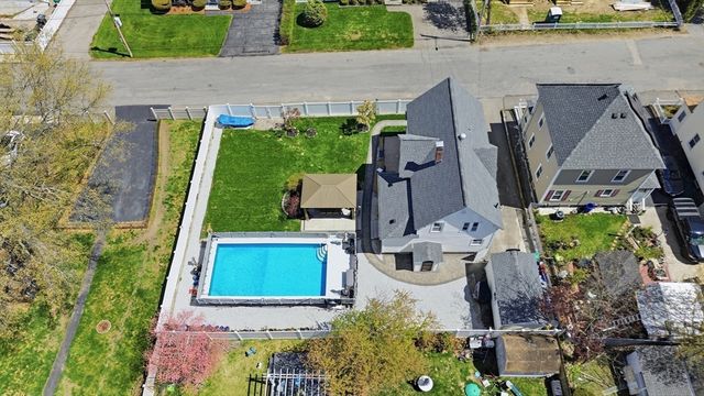 23 Houghton St., Lowell, MA 01851