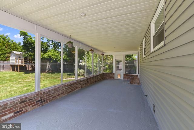 214 WESTBURY DR, Warminster, PA 18974
