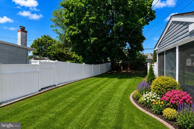 214 WESTBURY DR, Warminster, PA 18974