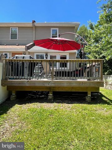 8129 PINE RD, Philadelphia, PA 19111