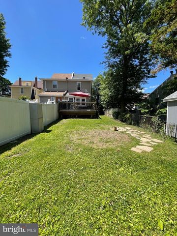 8129 PINE RD, Philadelphia, PA 19111