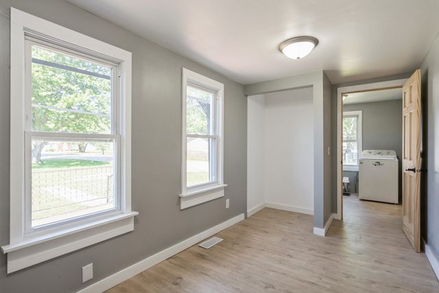 201 5th Street, Colona, IL 61241