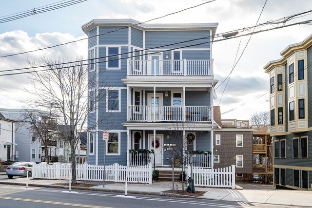 104 Holland St 3, Somerville, MA 02144