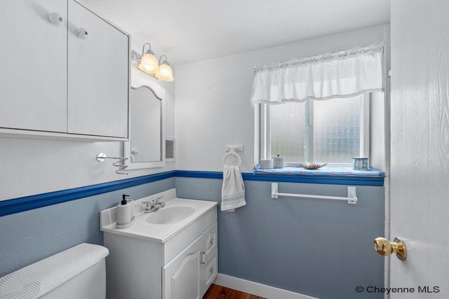5005 CABLE AVE, Cheyenne, WY 82009