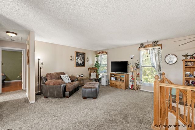 5005 CABLE AVE, Cheyenne, WY 82009