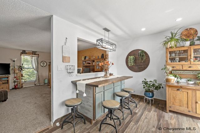 5005 CABLE AVE, Cheyenne, WY 82009