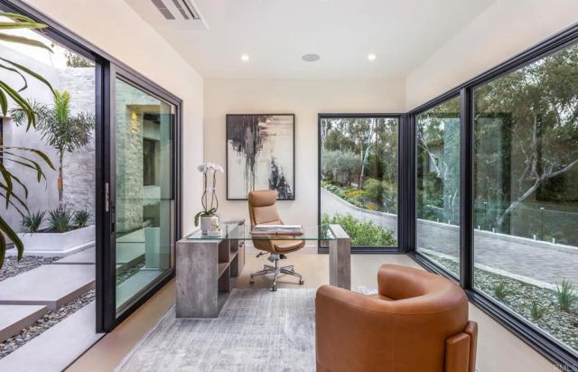 15575 Las Planideras, Rancho Santa Fe, CA 92067